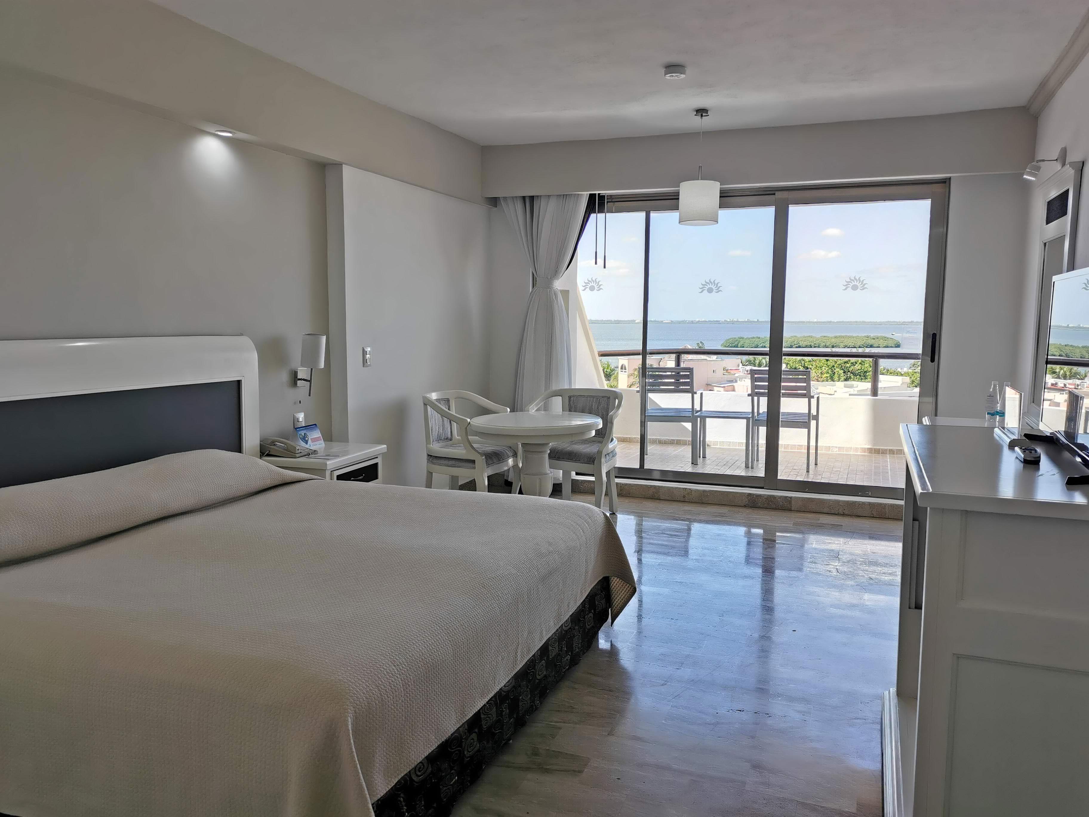 Golden Parnassus Resort & Spa (Adults Only) Cancun Bagian luar foto