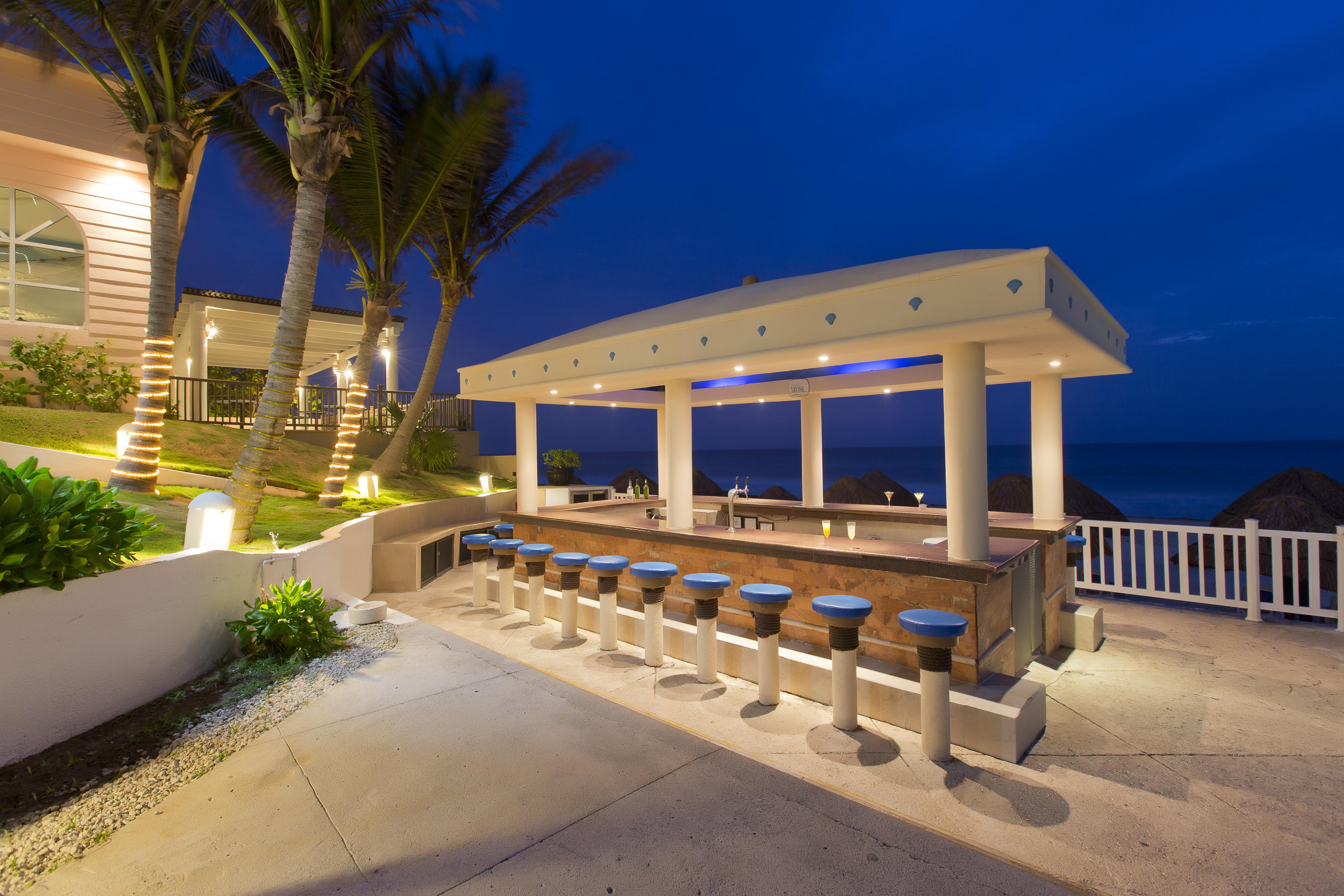Golden Parnassus Resort & Spa (Adults Only) Cancun Bagian luar foto