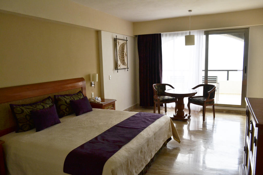 Golden Parnassus Resort & Spa (Adults Only) Cancun Bagian luar foto